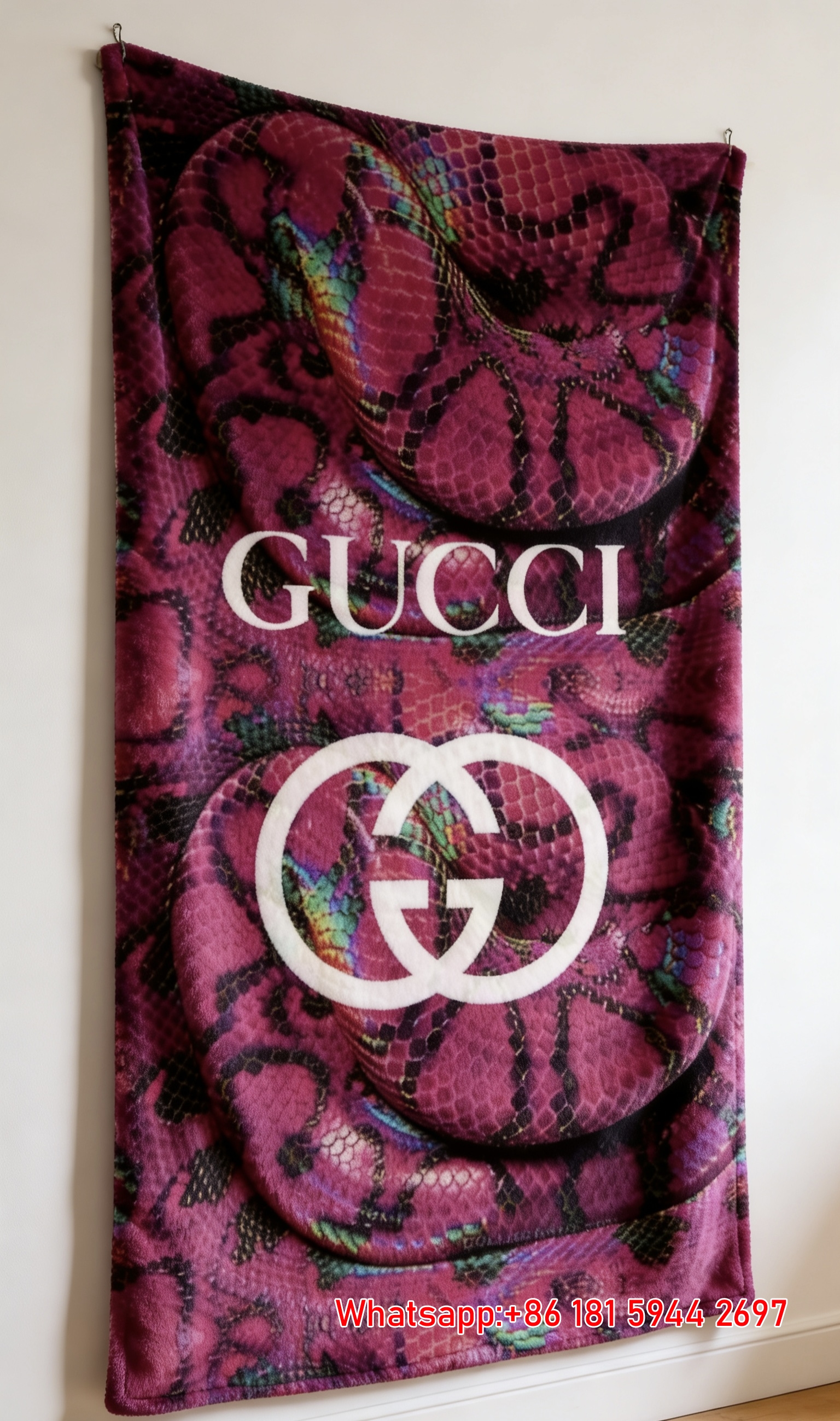 Gucci Vibrant Pink Snake Skin Print Flannel Sofa Throw Blanket IMG_4752